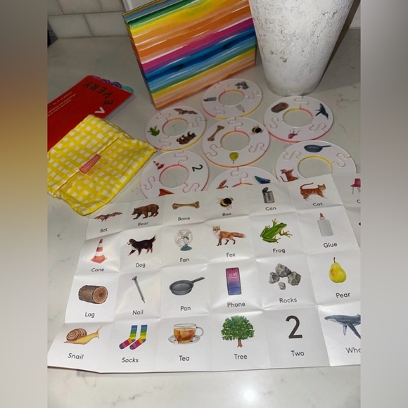 Lovevery Rhyming Rings - Picture 3 of 3